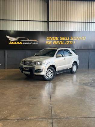 TOYOTA HILUX 2.7 SR 4X2 CD 16V FLEX 4P AUTOMÁTICO
